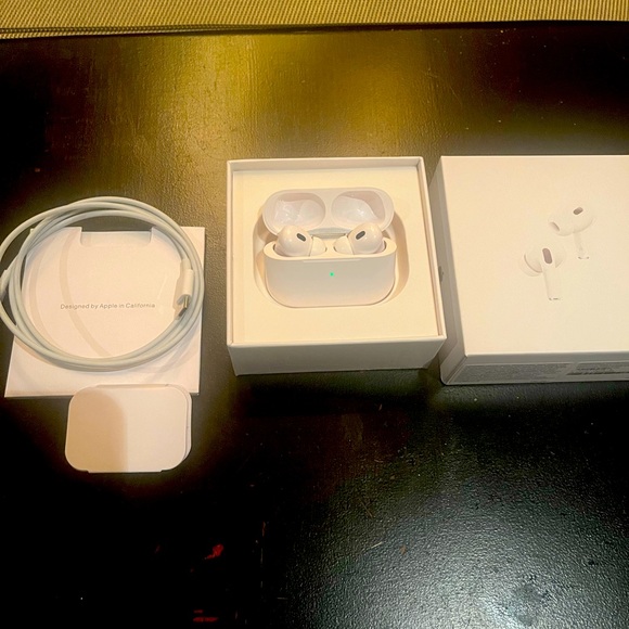Apple AirPods Pro Gen 2